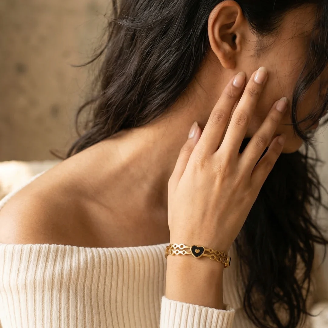 Tvayi Éternelle Heart Luxe Bracelet - Image 3