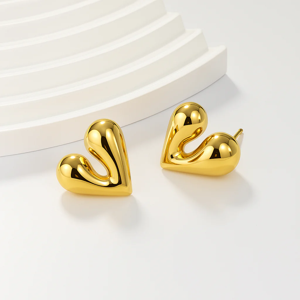 V-Shaped Chunky Earrings - Image 3